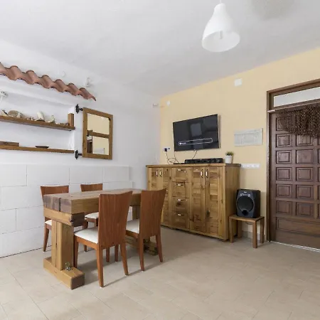 Lovely In With Swimming Pool Holiday home Vir